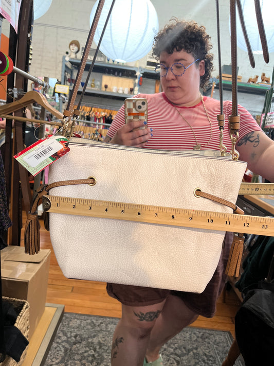 cross-body cream LIKE NEW Coach purse