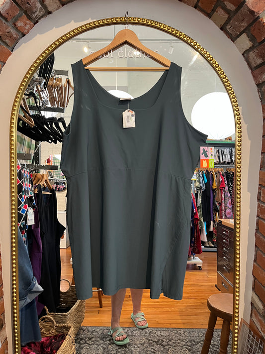 size 5X forest green Alder dress - get dirty