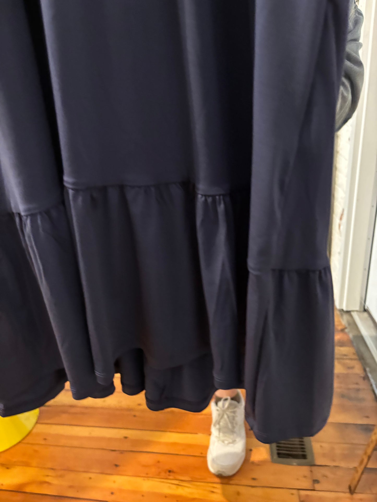 size 4X NWT navy Torrid dress - knee