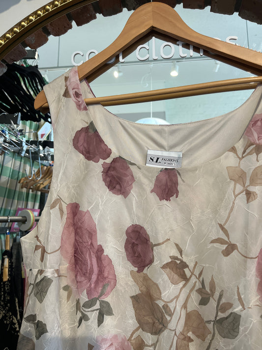 size 3X beige roses VINTAGE S.L Fashion dress - long tiered