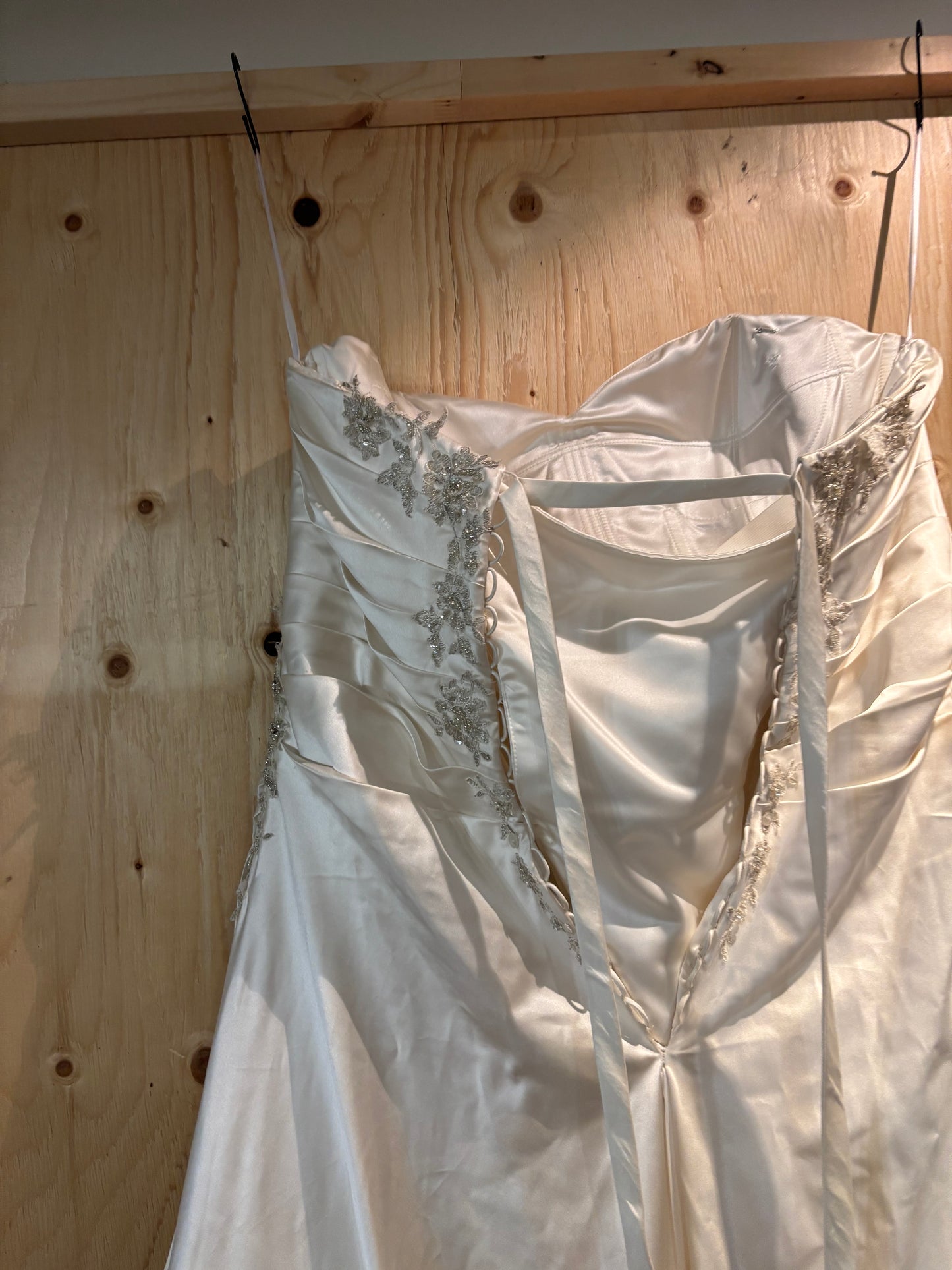 Size 3X satin wedding dress