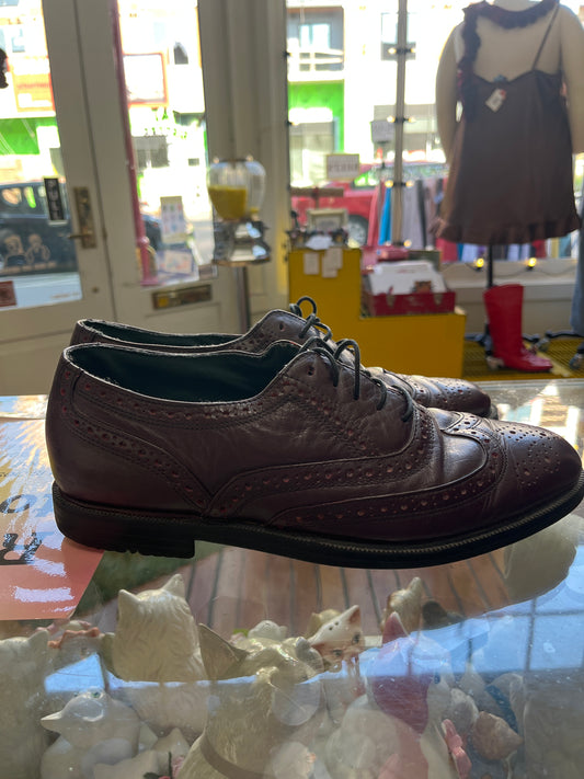 size 10M burgundy leather VINTAGE Deer Stags shoes - loafers