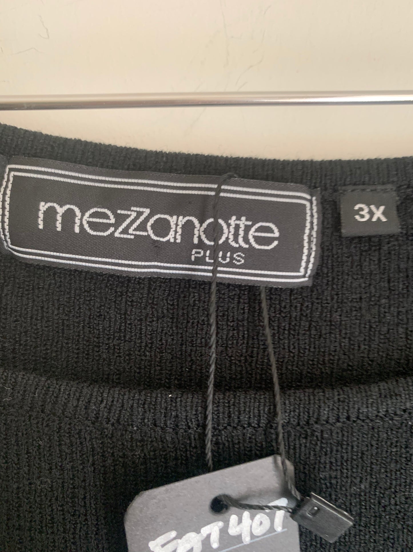Size 2X - 3X Vintage Mezzanette Top
