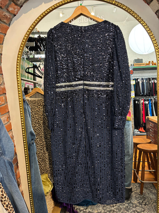 Size 16 midnight blue navy v-neck bishop sleeve sparkly sequinned Mac Duggal dress