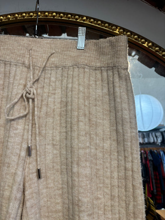 size XL cream knit Free People joggers