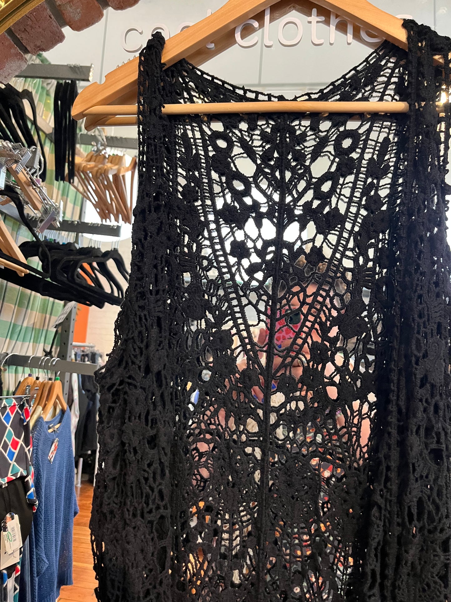 Size XL black Blue Sky vest