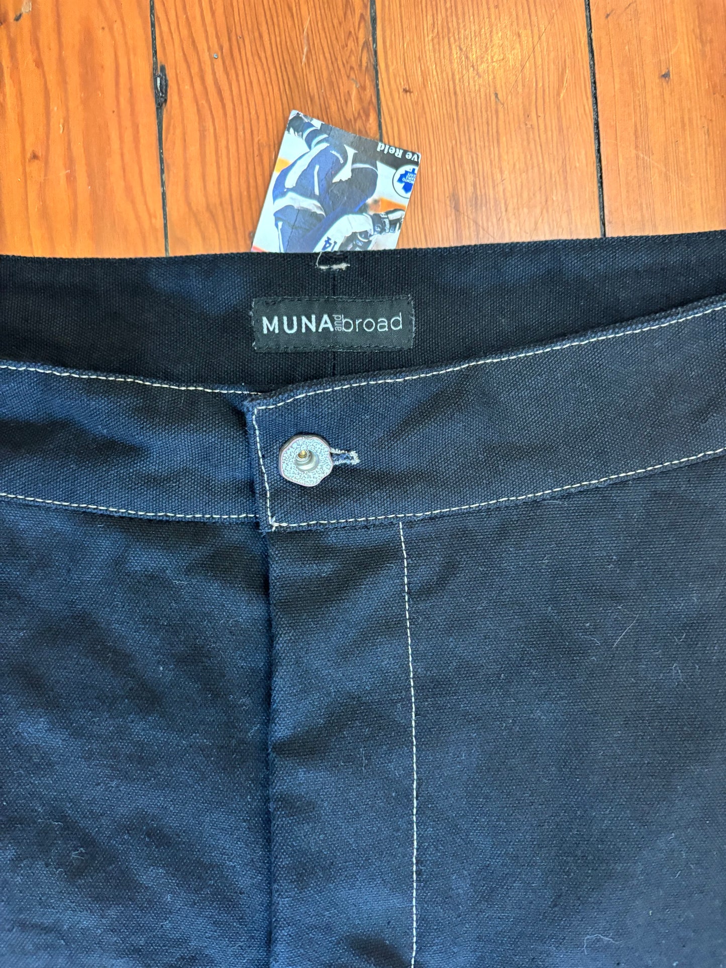 size 3X black denim Muna + Broad pattern jeans