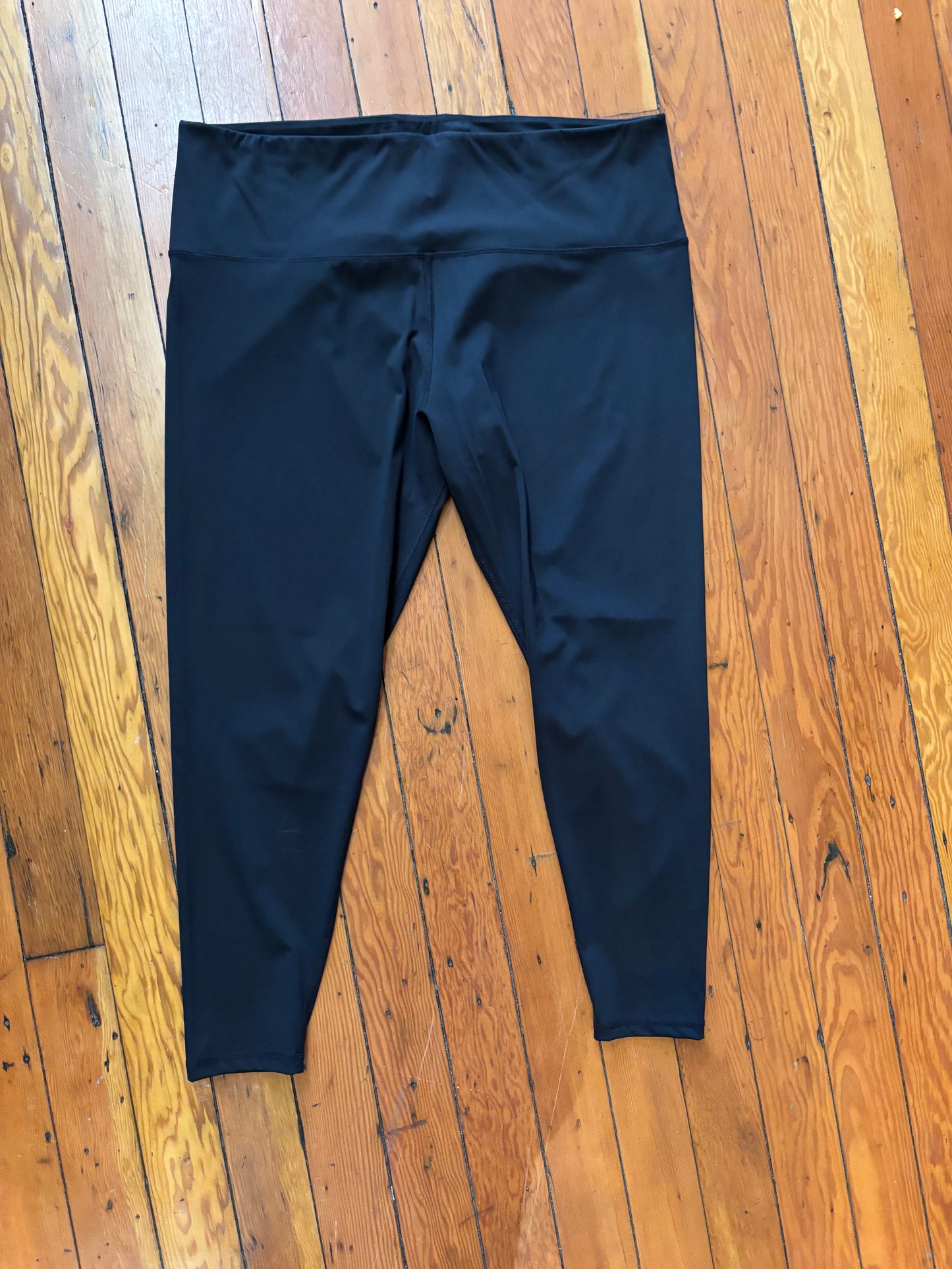 Size 4X black Free Label Robson Tights