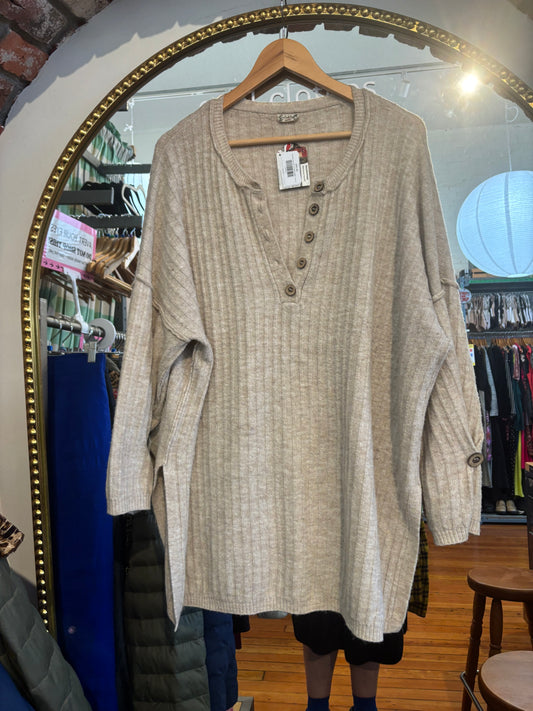 cream knit Free People sweater - tunic knit