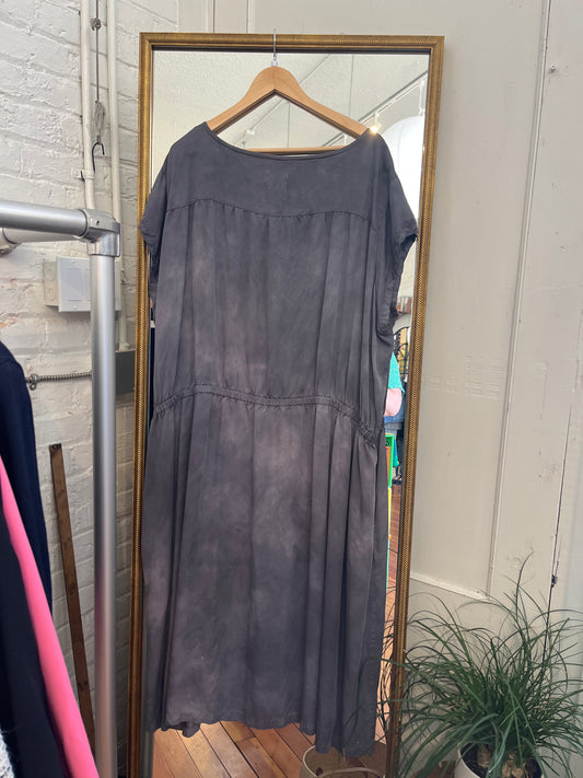Size 5X grey dye dress Connally Goods