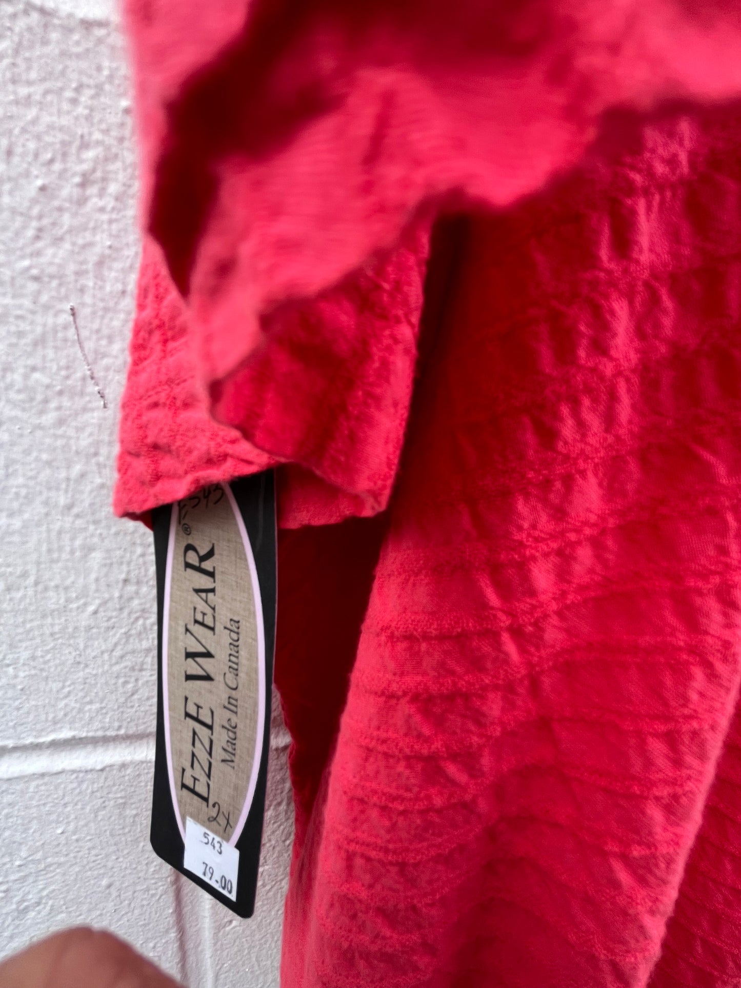 Size 2X Coral pink red Ezze Wear Tshirt Zip up