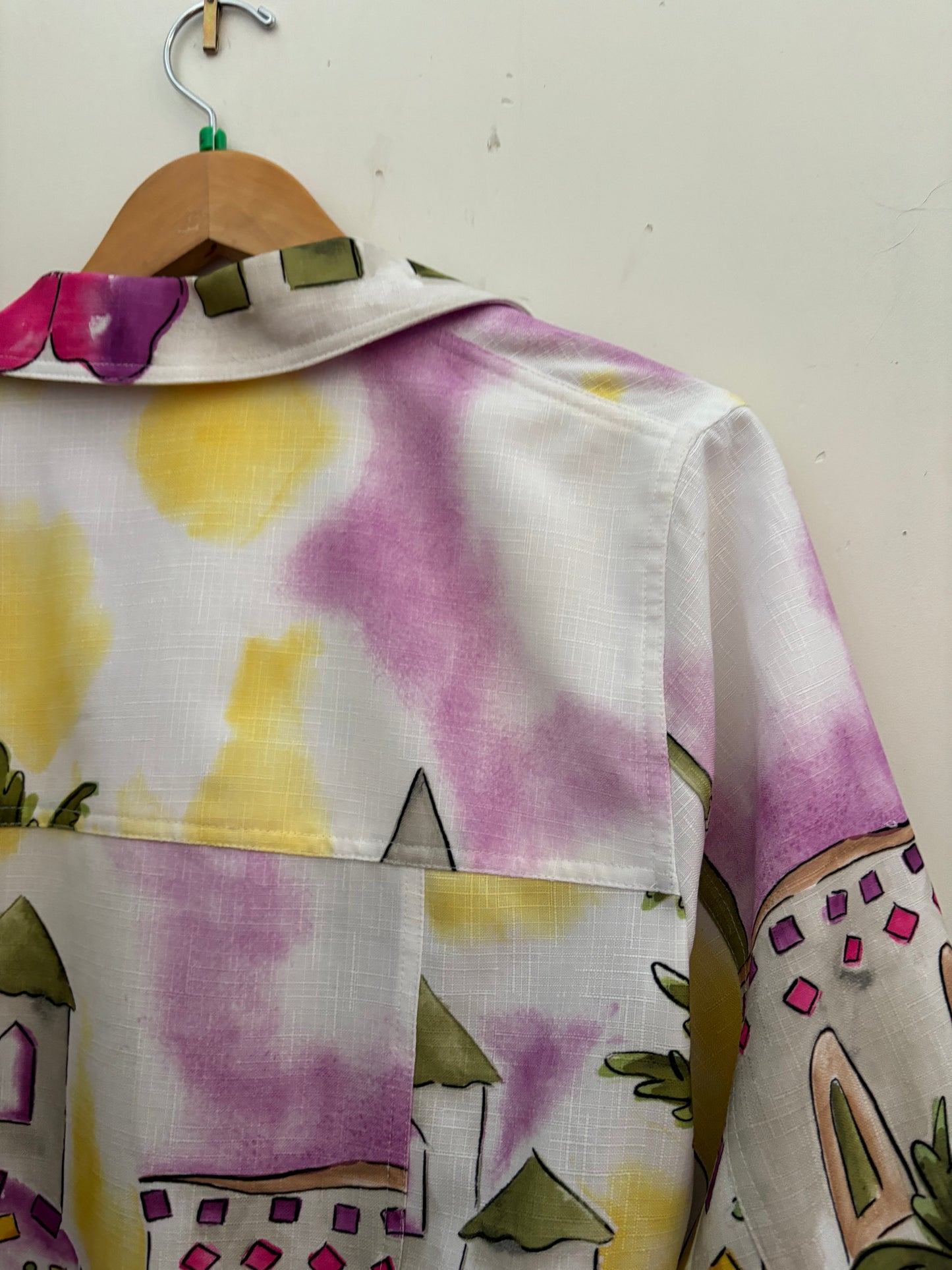 Size 18 White with green and yellow and purple troupical scene painted on ALIA Jacket