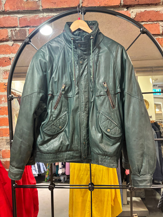 AS IS size M green leather cool inside VINTAGE Cricketeer jacket - bomber