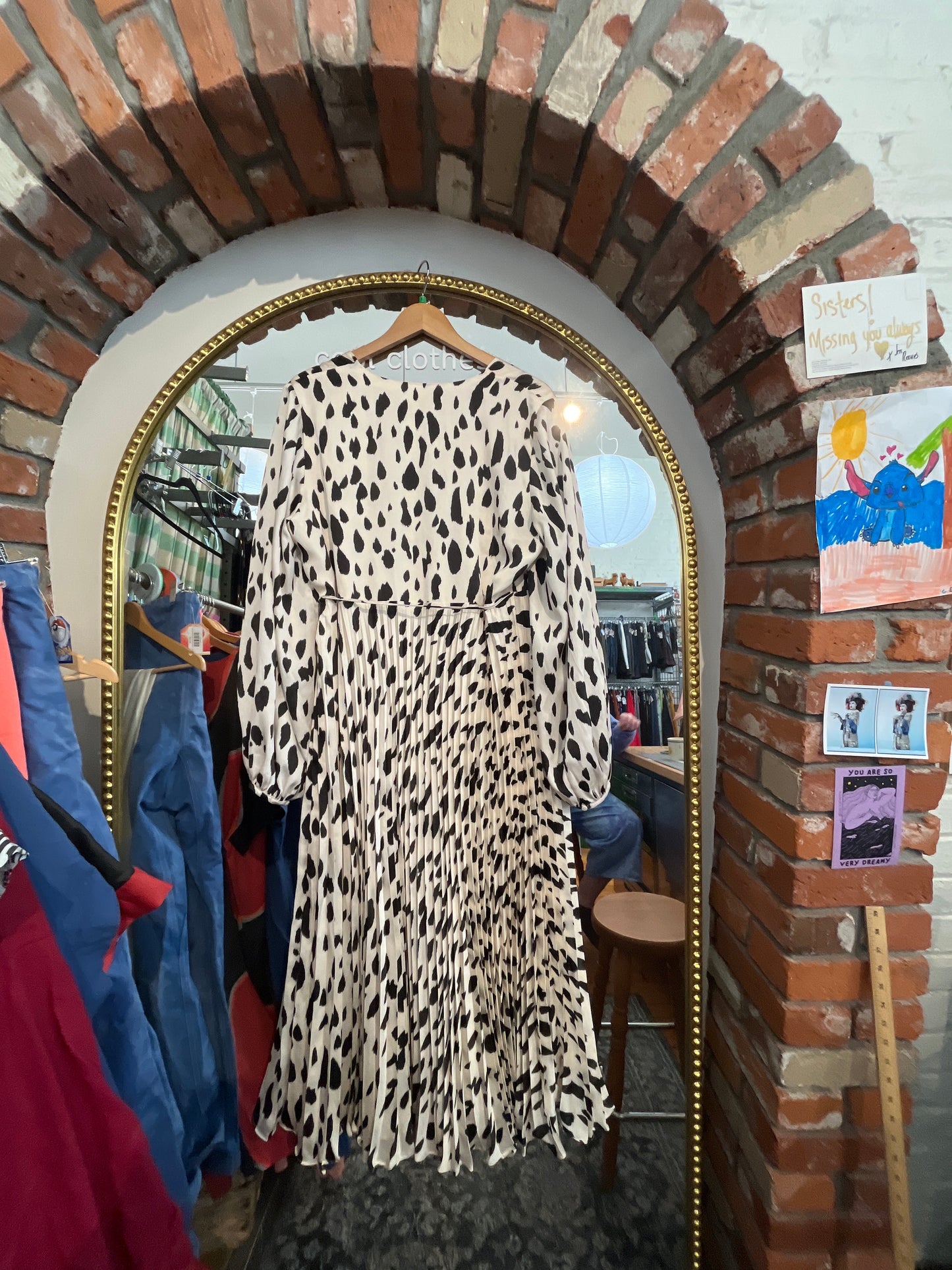 size XL cream black pleated H&M dress - wrap