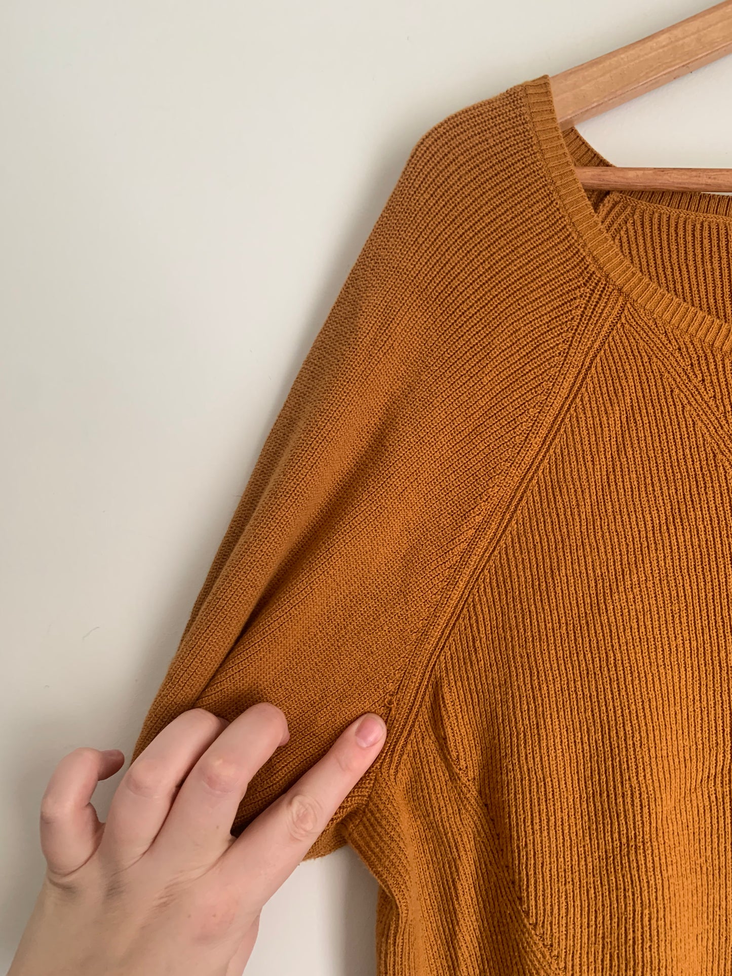 Size 2X Mustard Yellow Reitmans Sweater