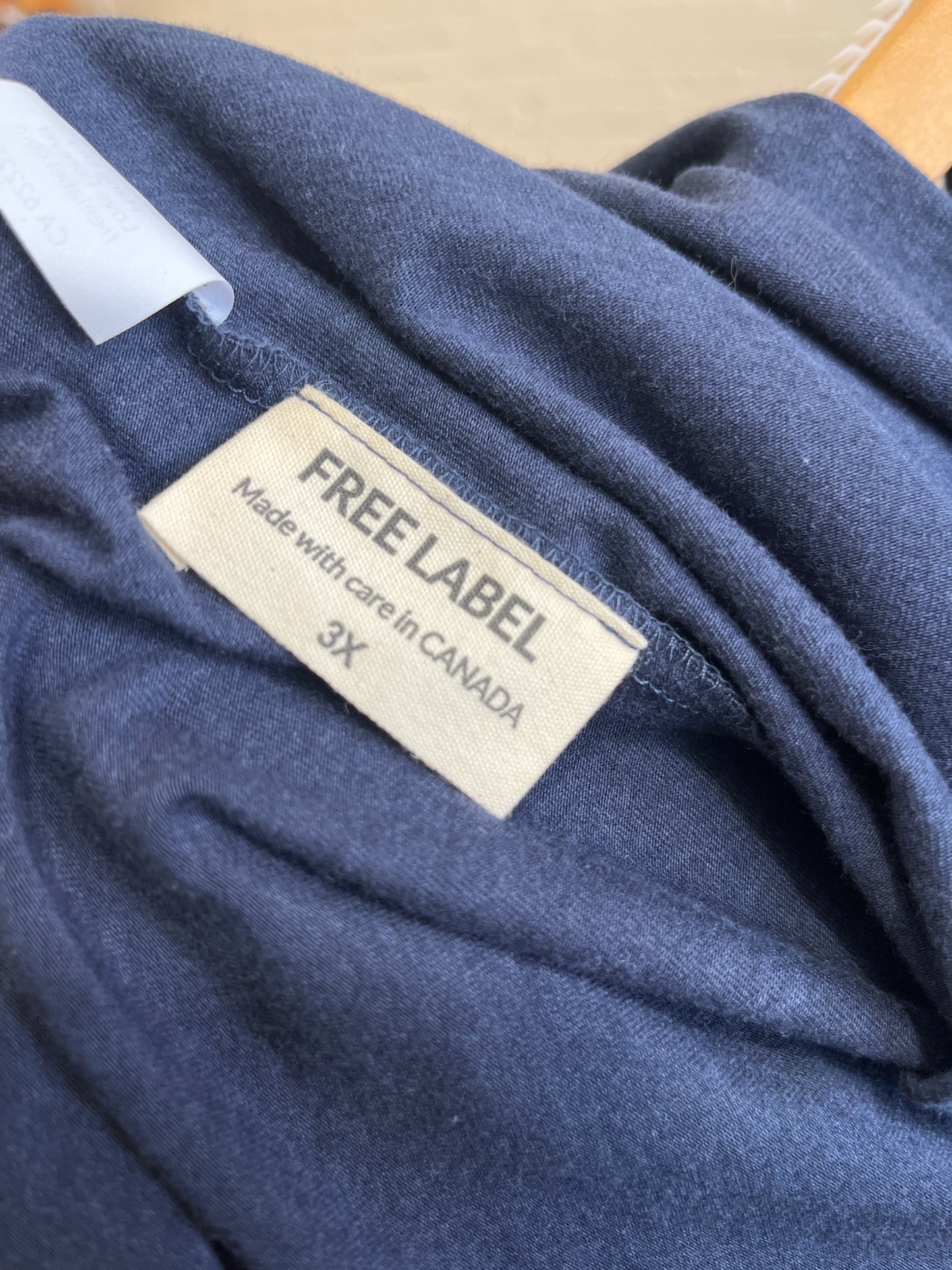 size 3X navy Free Label TRAIL LONG SLEEVE