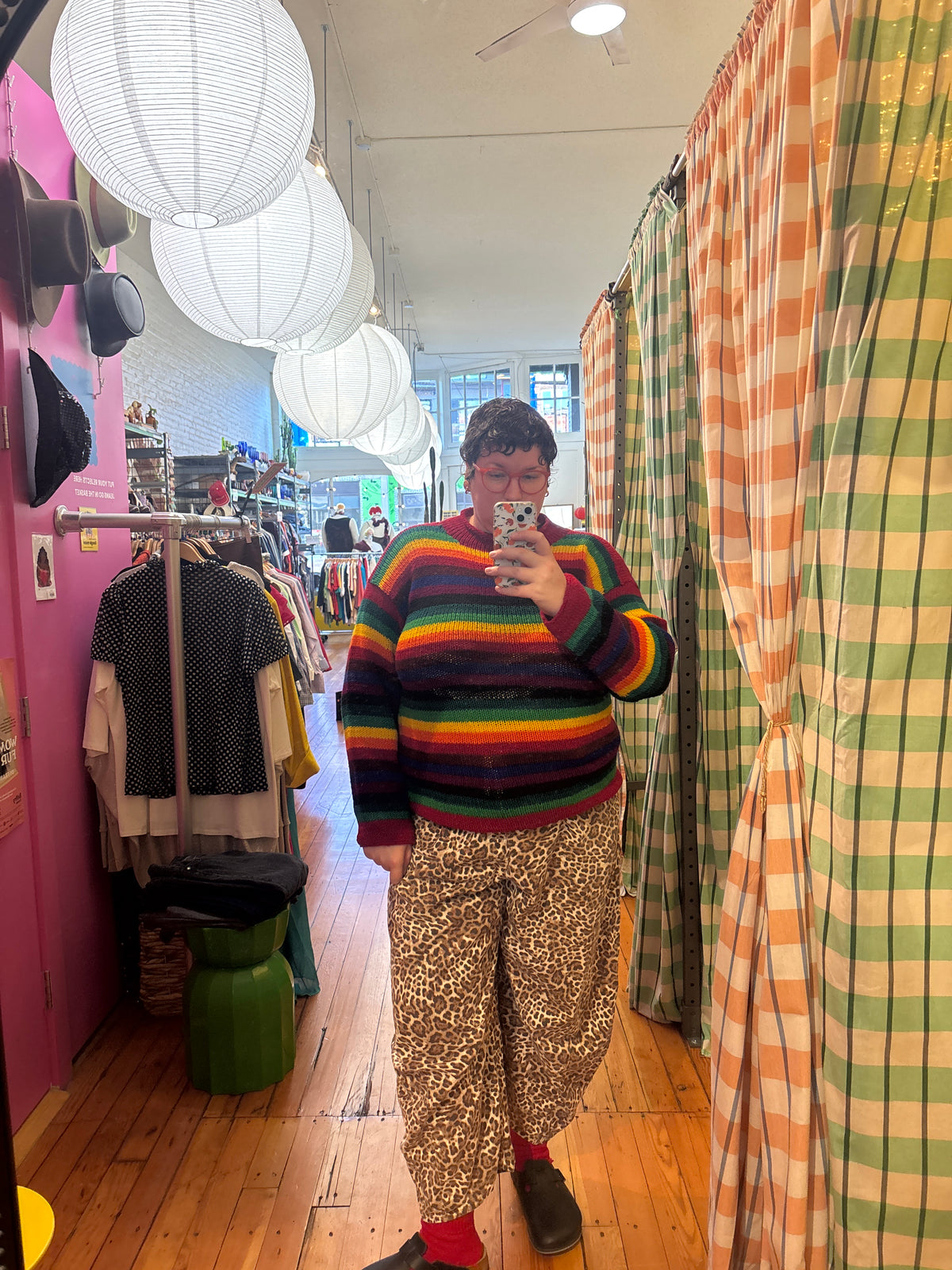 size flex rainbow wool VINTAGE handmade sweater - knit
