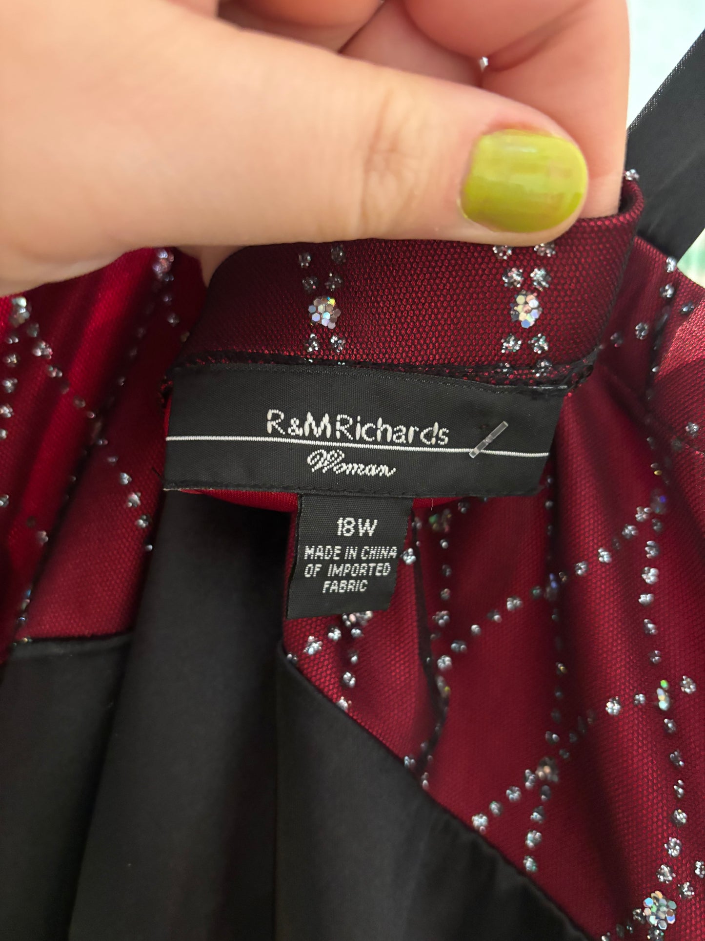 Vintage size 18 black bedazzled overlay on burgundy R&M woman dress - cocktail