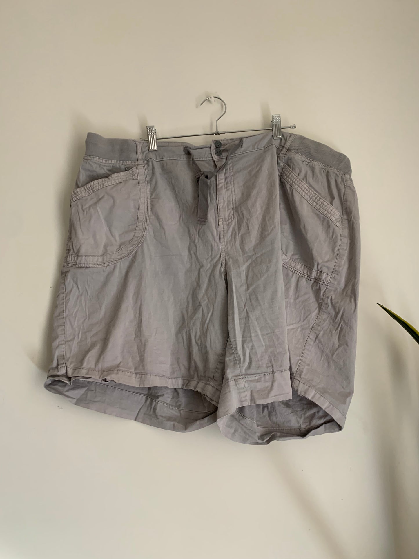 Size 2X Grey Cotton Shorts