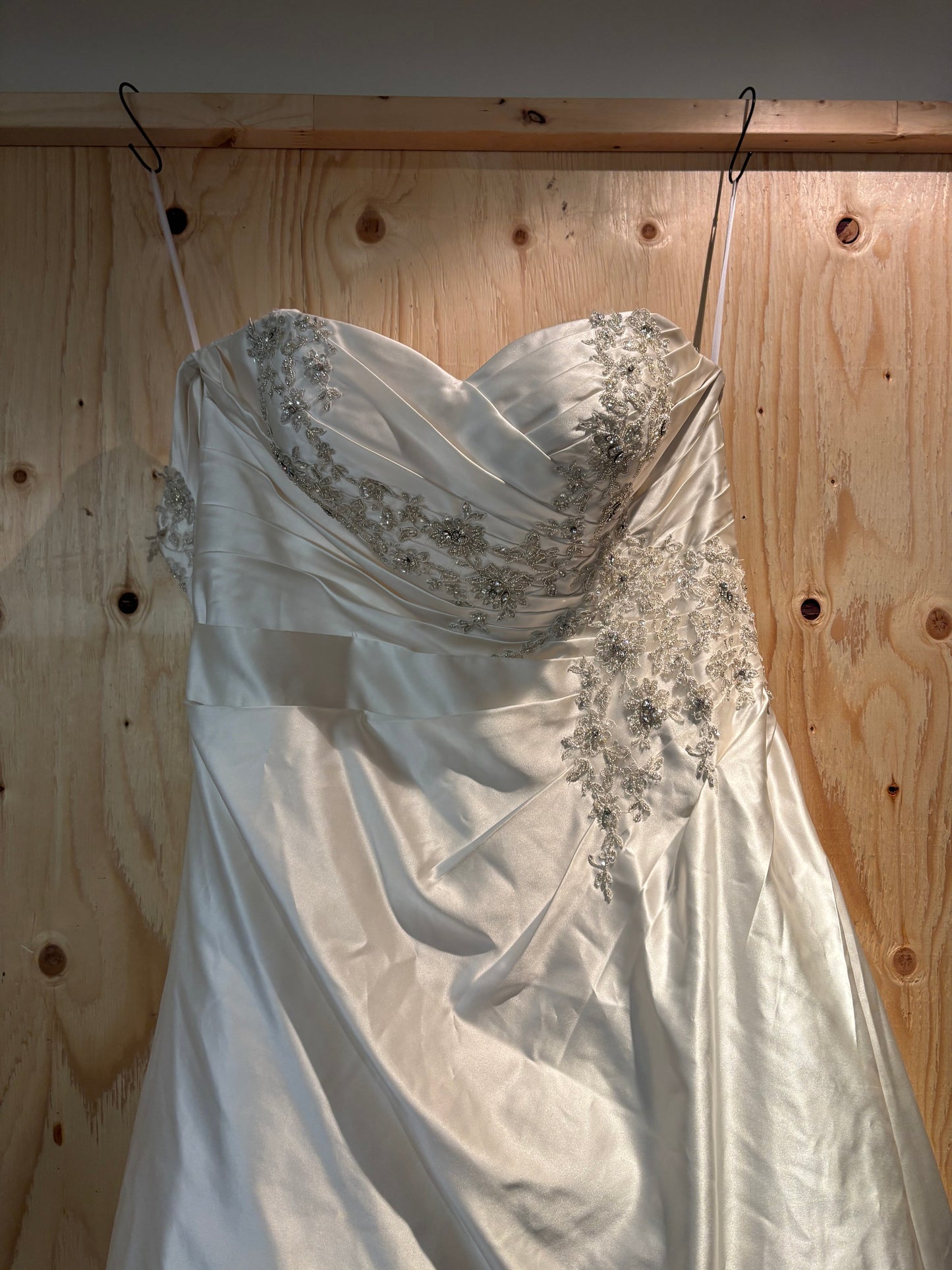 Size 3X satin wedding dress