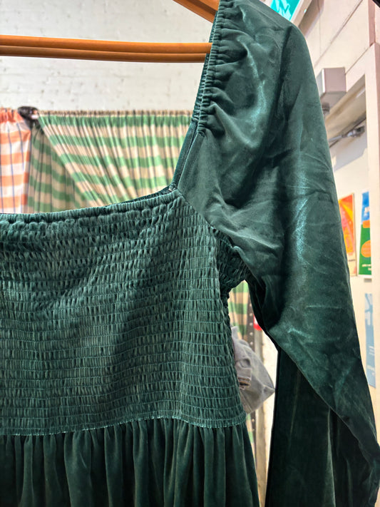 size XL green velvet ruched chest Gap dress - short