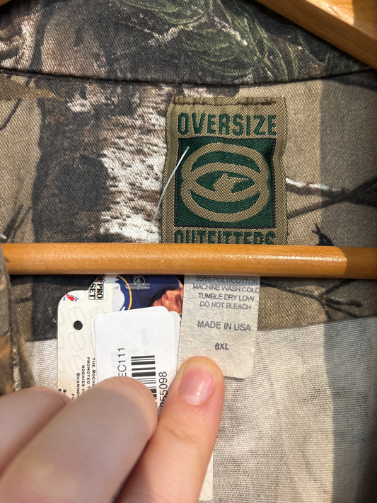 size 6XL oversize outfitters camo button