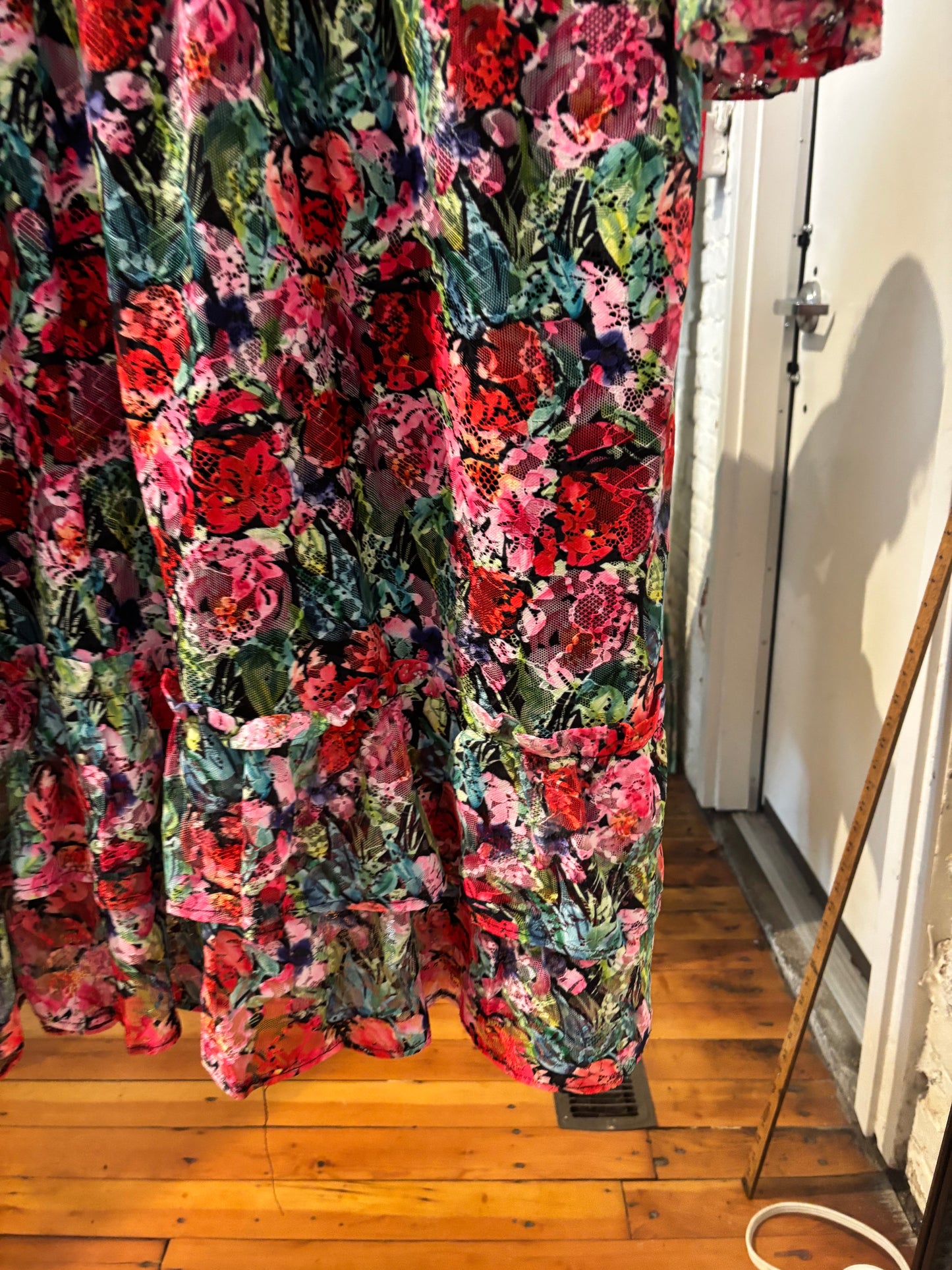 size 22 red poink floral meshy lace Little Mistress dress - midi