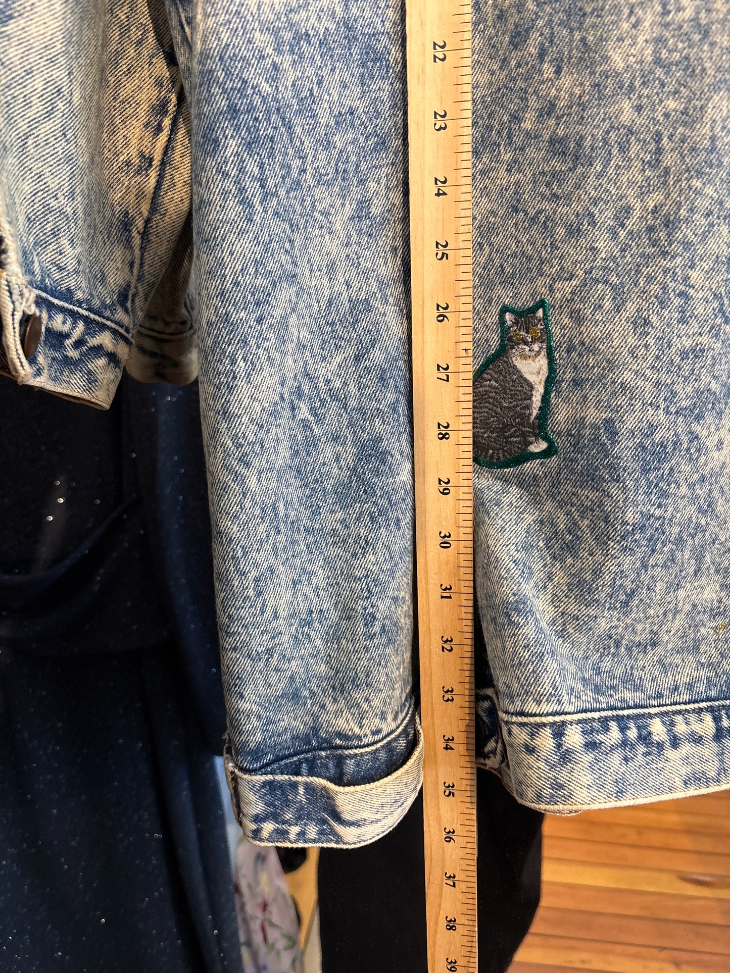Vintage Cat Coat Antels
