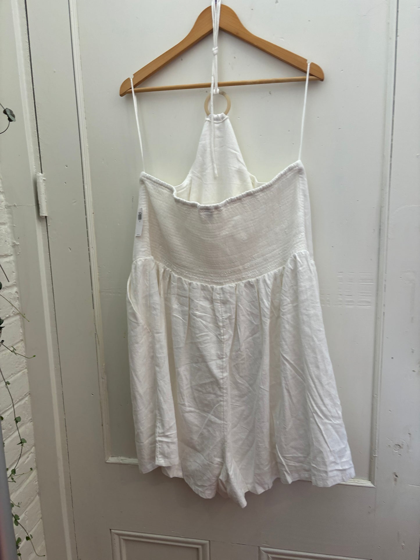 Size 4X White linen Old Navy Romper