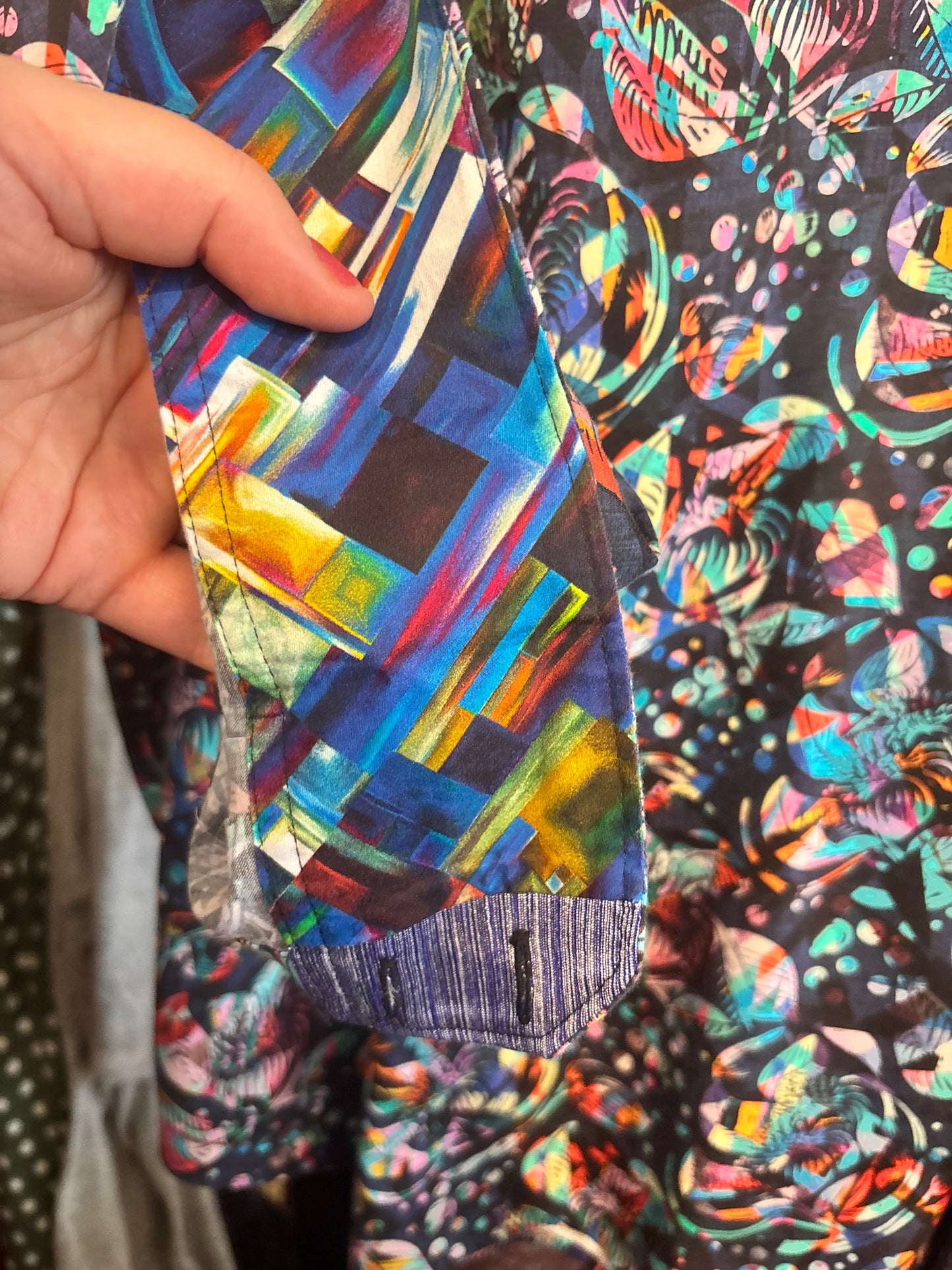size 4XL ocean rainbow Robert Graham top - button up long sleeve