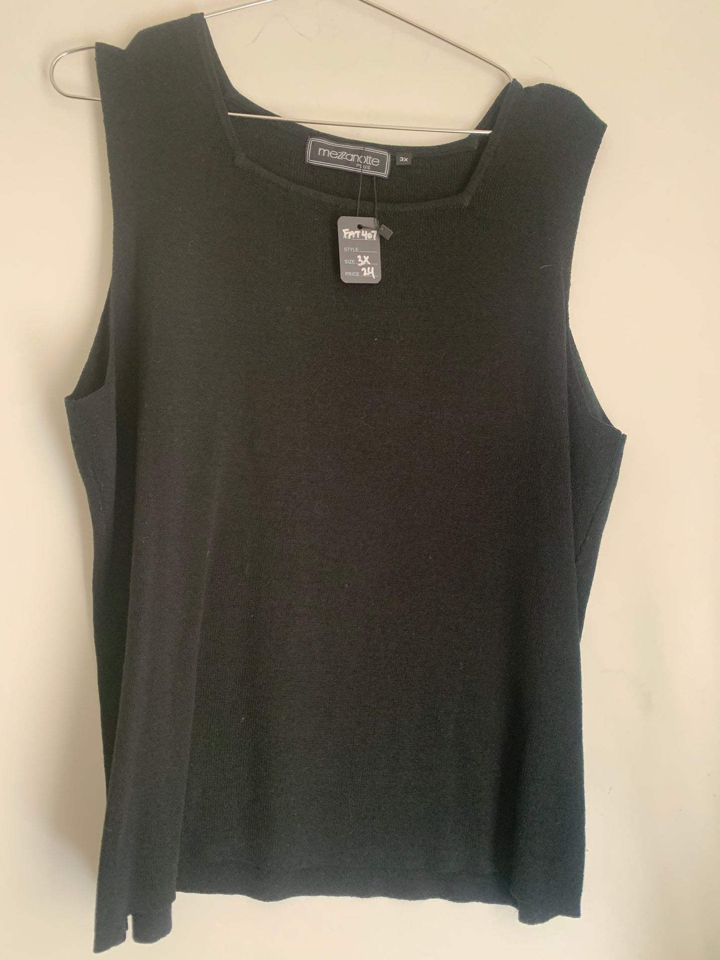 Size 2X - 3X Vintage Mezzanette Top