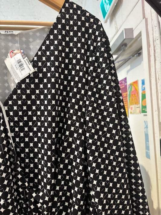 size 5X black white pattern PENN dress - faux wrap