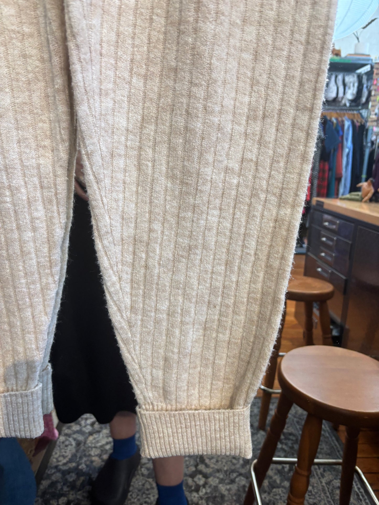 size XL cream knit Free People joggers