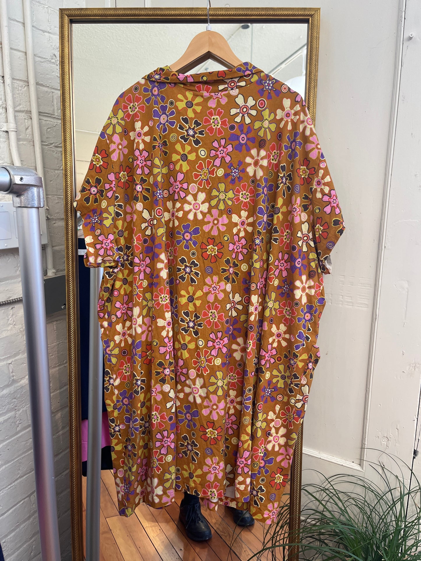 size 30/32 (5X) AS IS brown 70s daisies Tamara Mala x Berriez dress