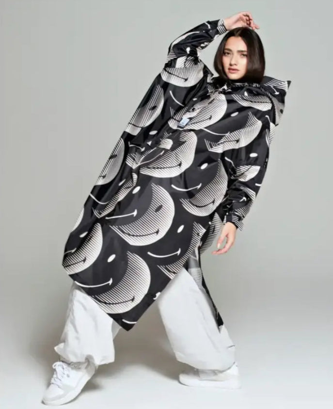Half Moon X Smiley Rainkiss Poncho