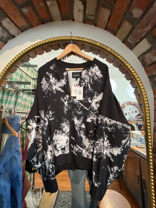 size 2X black poly Torrid jacket - bomber