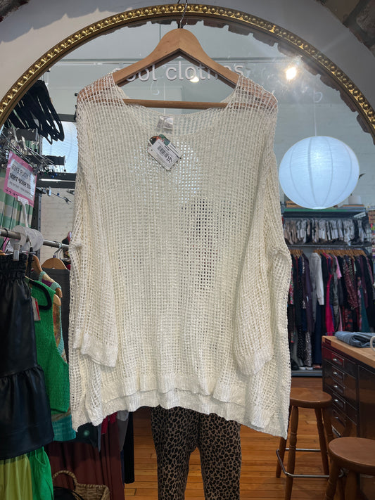 Size 3X white mesh Kaktus top