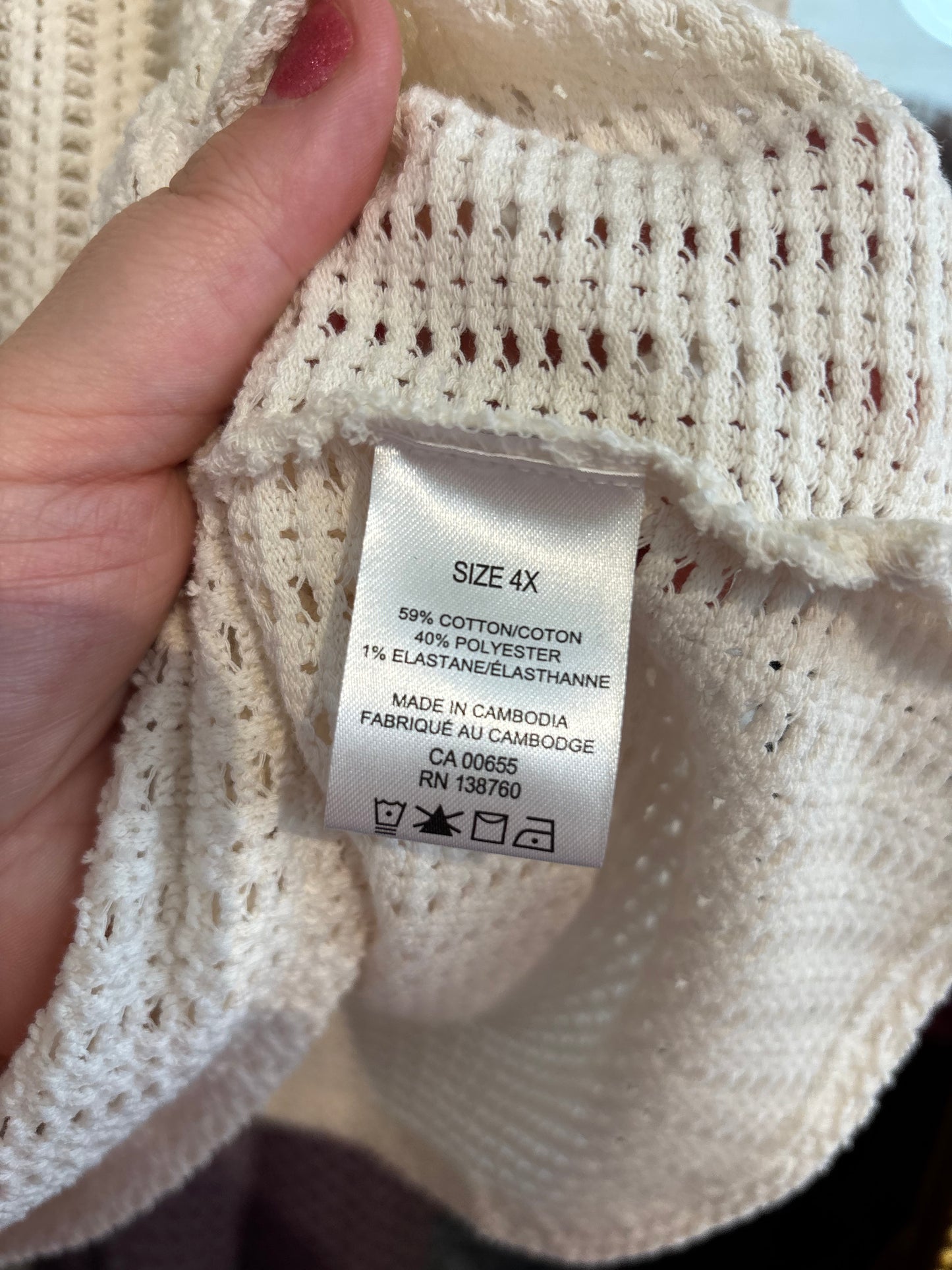 size 4X PENN cream cotton blend open fabric sweater