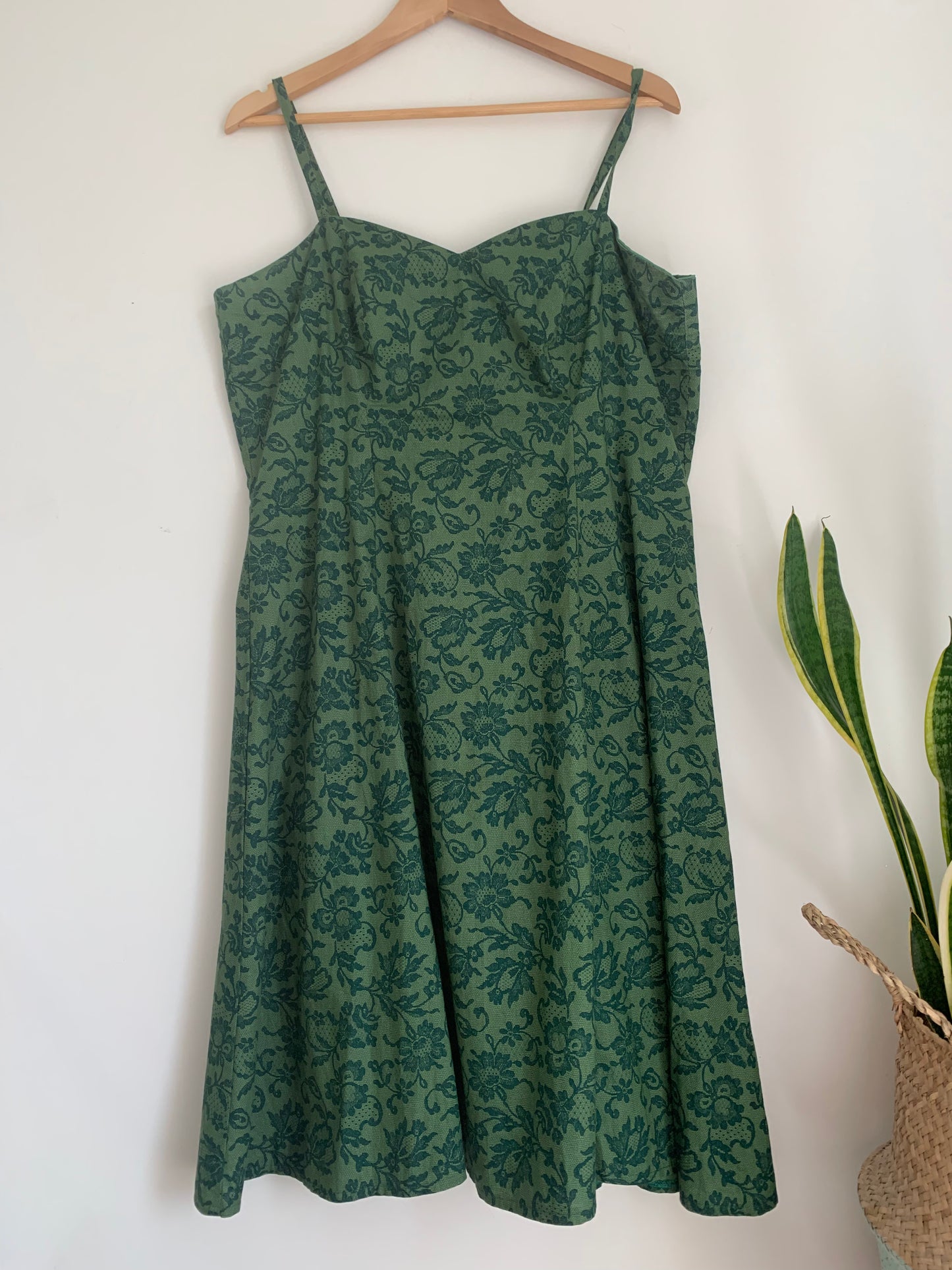 Size 18 Green and green Bon Bon Dress