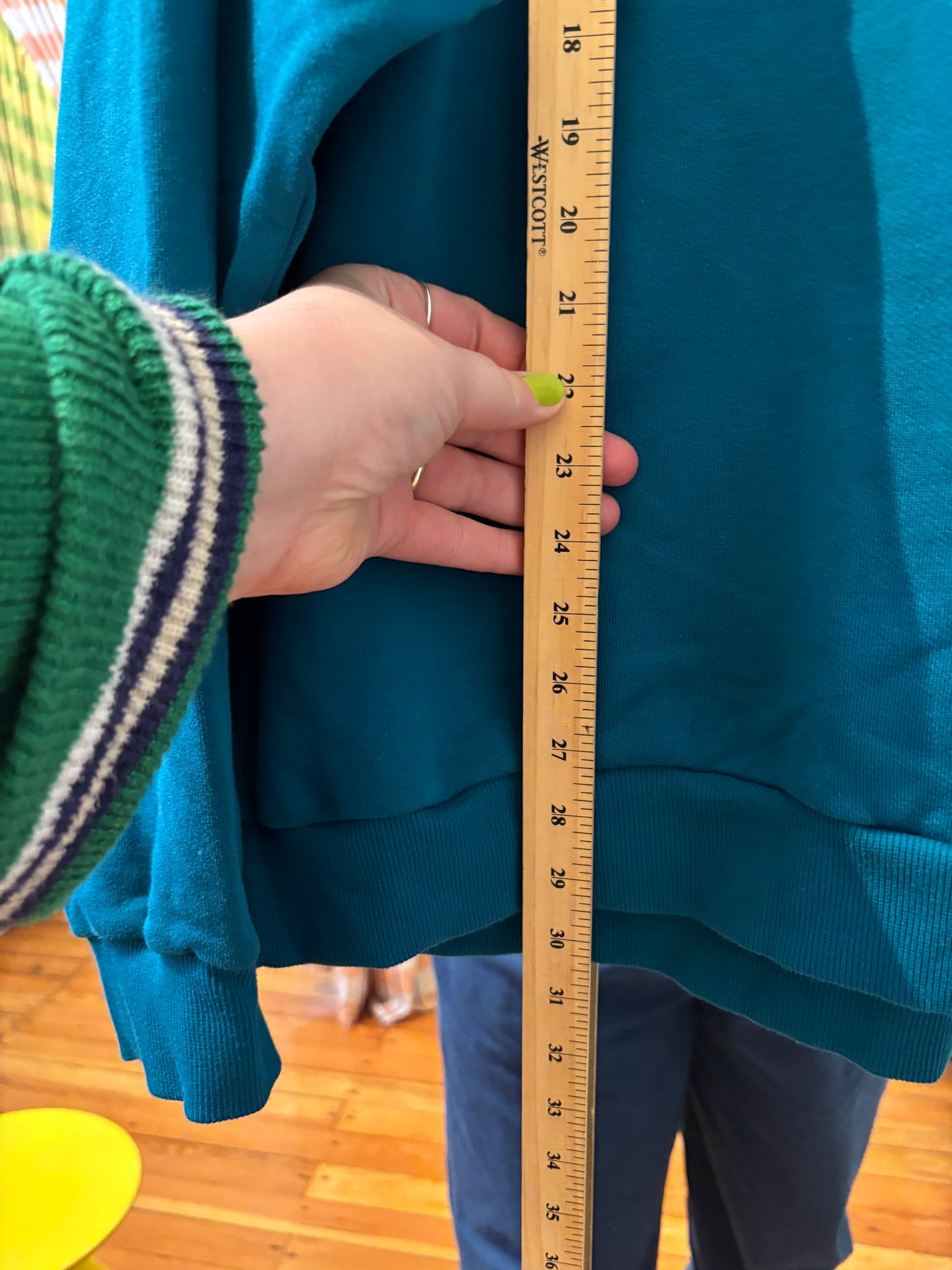 size 2XL teal cotton blend Alo sweat shirt