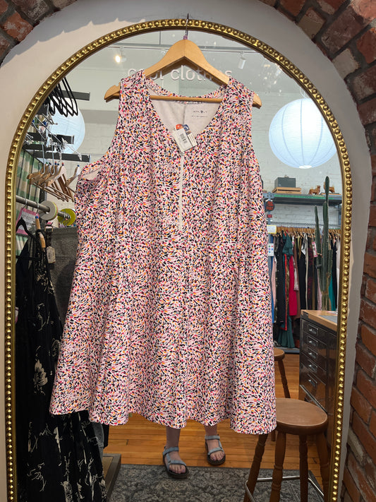 size 4X white pink spots Active Zone dress - shorts inside