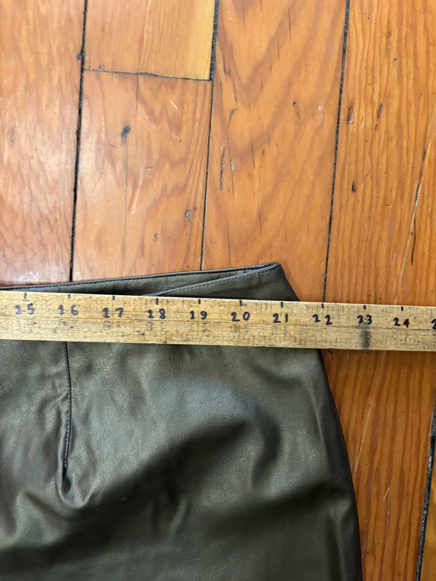 Vintage size 22 shiny pleather bronze-ish Un Deux Trois pants