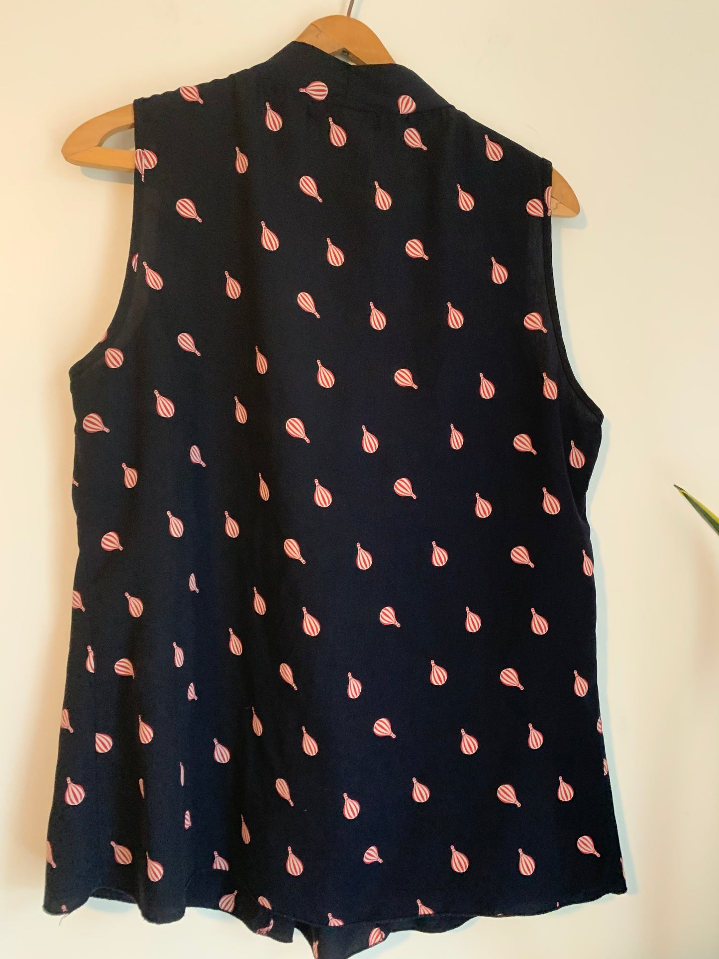 Size XL Navy Jessy B Top