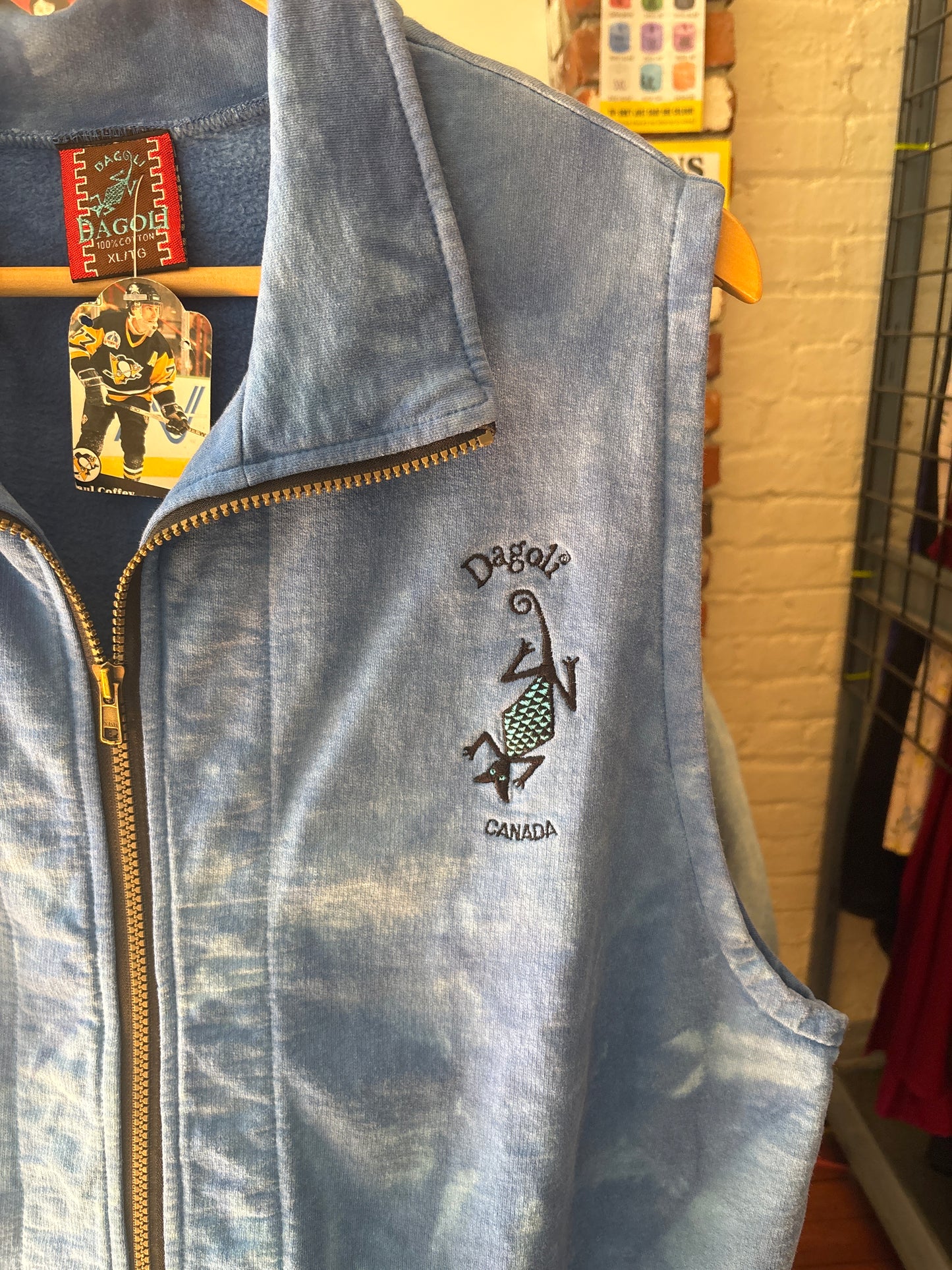 size XL blue tie dye VINTAGE Dagoli vest
