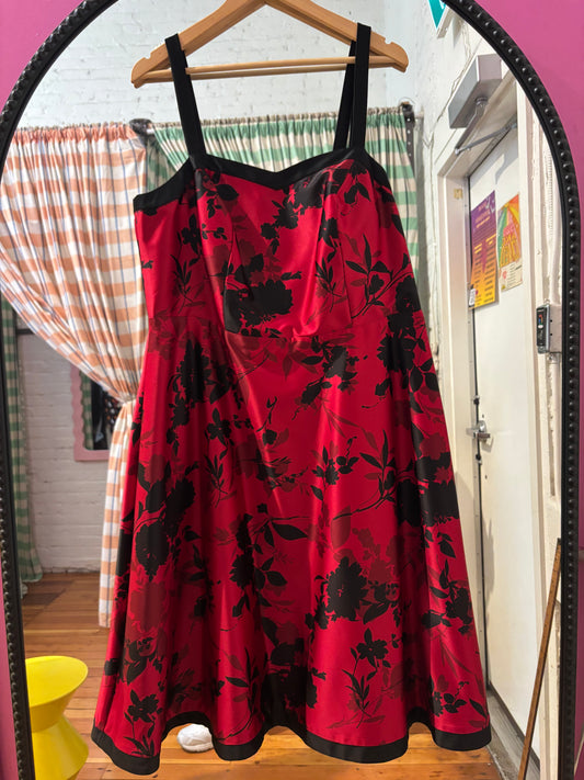 size 18 red and black satin R&K woman dress - cocktail