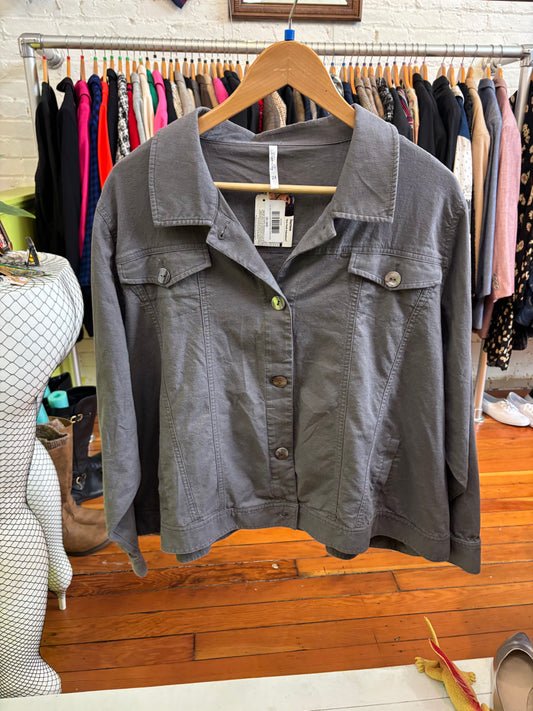 size 2X grey linen abalone buttons Blue Sky crop jacket