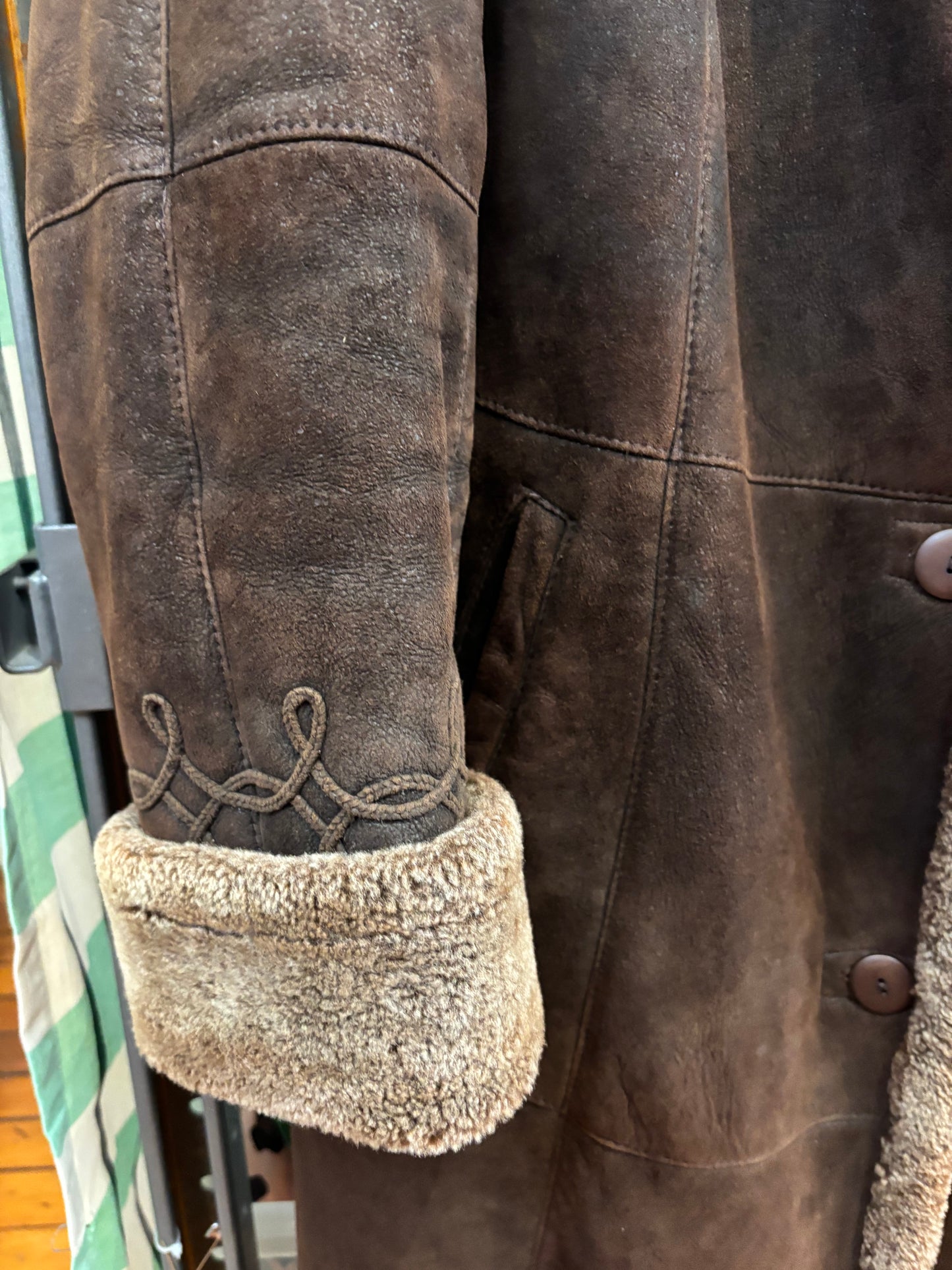 Hide Society Brown shearling coat deep brown . Size 22