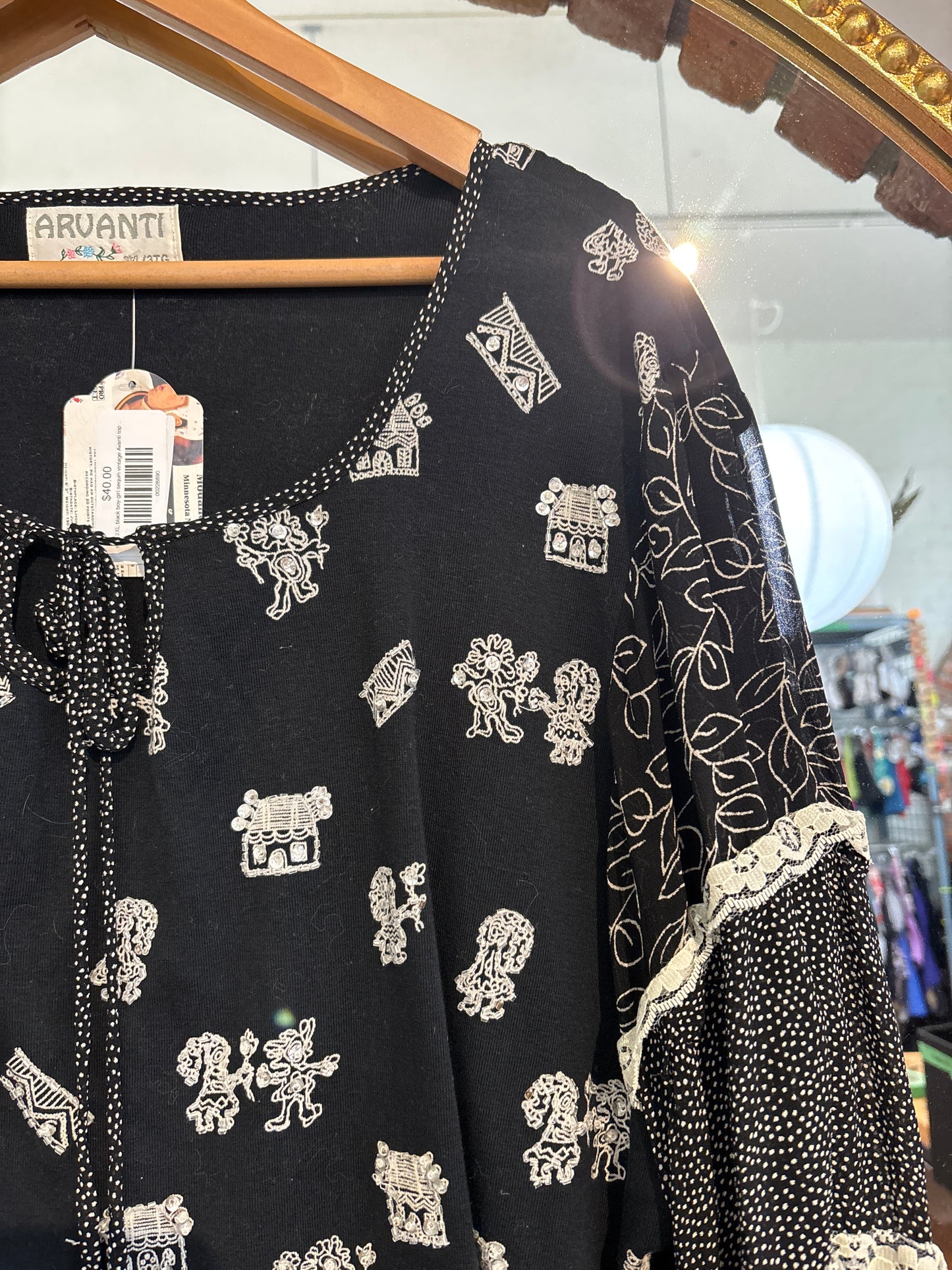 size 3XL black boy-girl sequin vintage Arvanti top - peasant