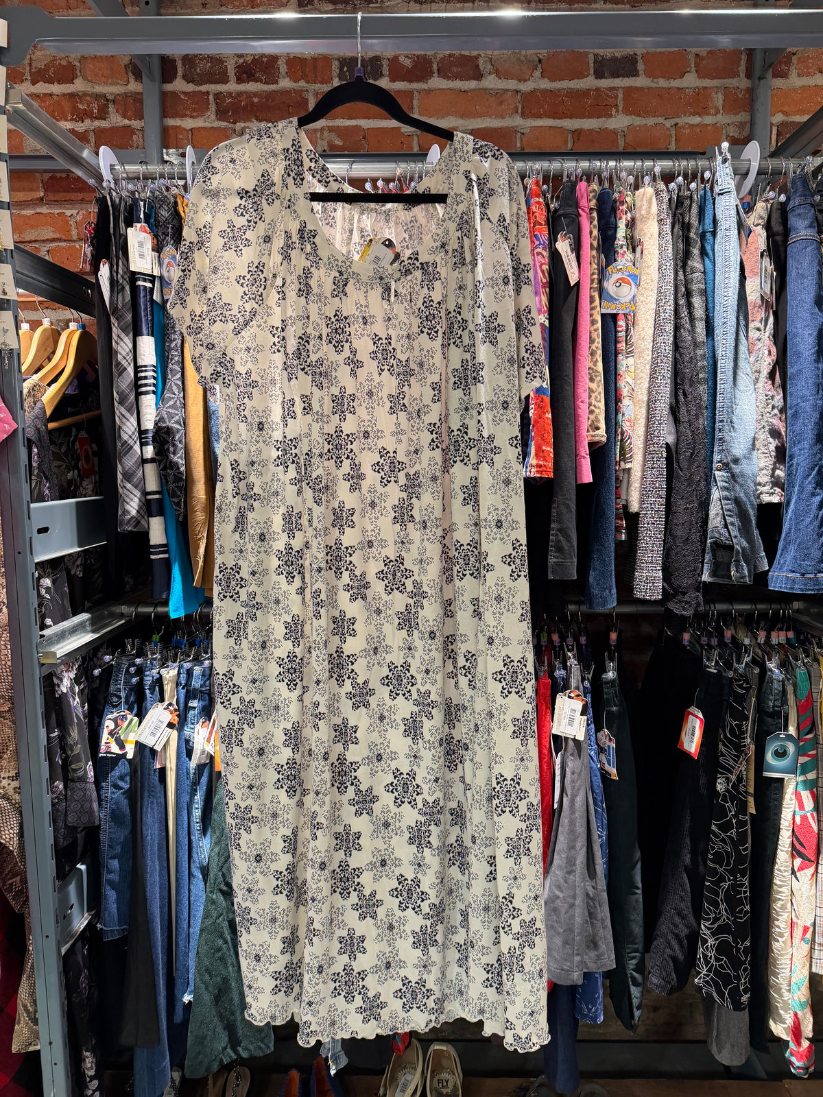 size 4X cream and shapes Essentials sleep dresses