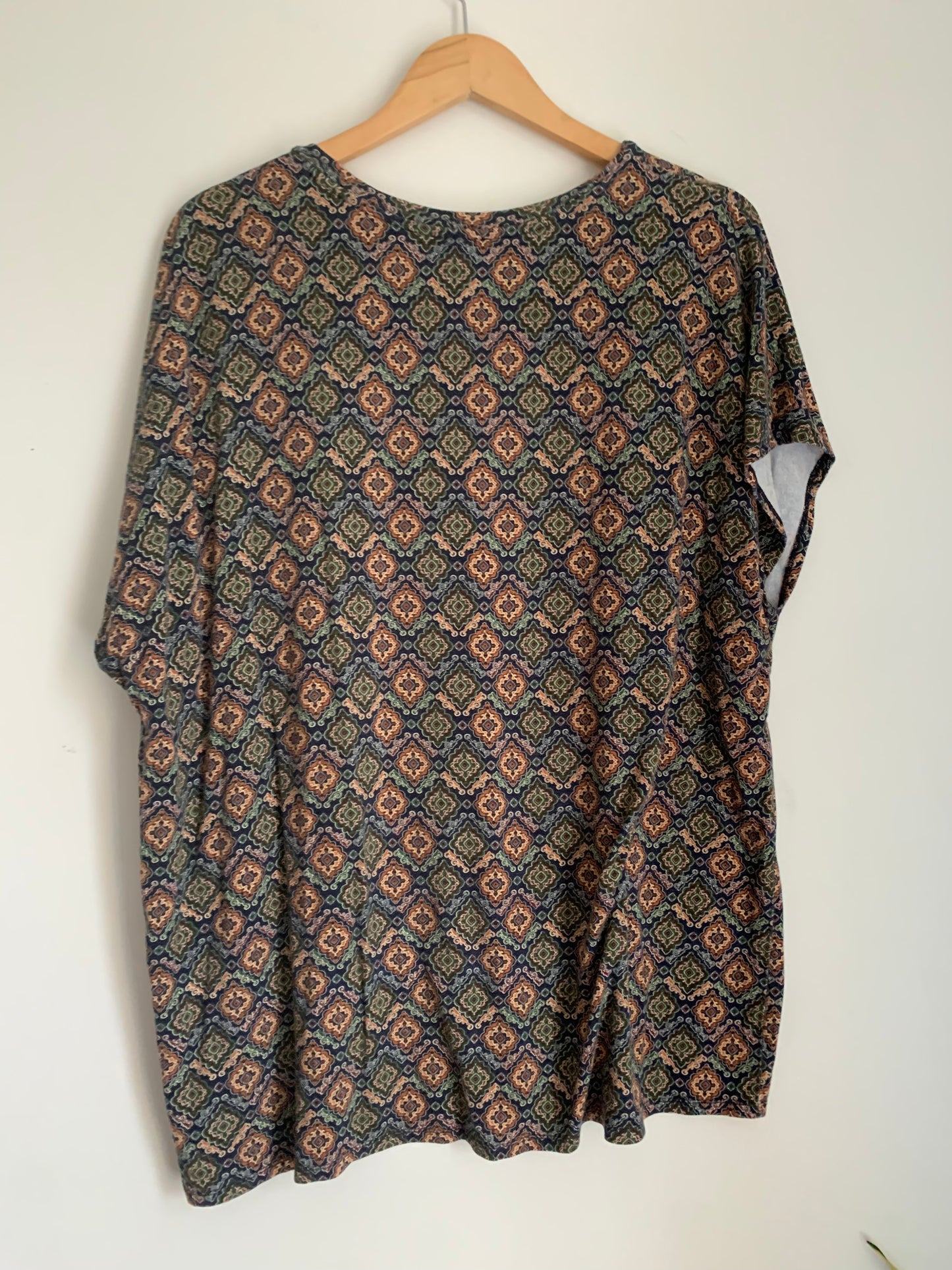 Size 2X Hilary Radley Tee